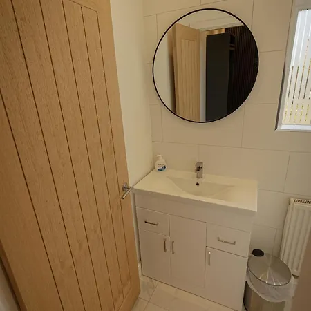 民宿 Bellevue Middlesborough By Oyo *